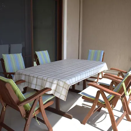 Smaragda's Maisonette בית נופש Xirón Khoríon