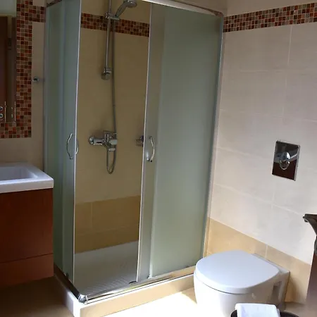 Smaragda's Maisonette בית נופש *